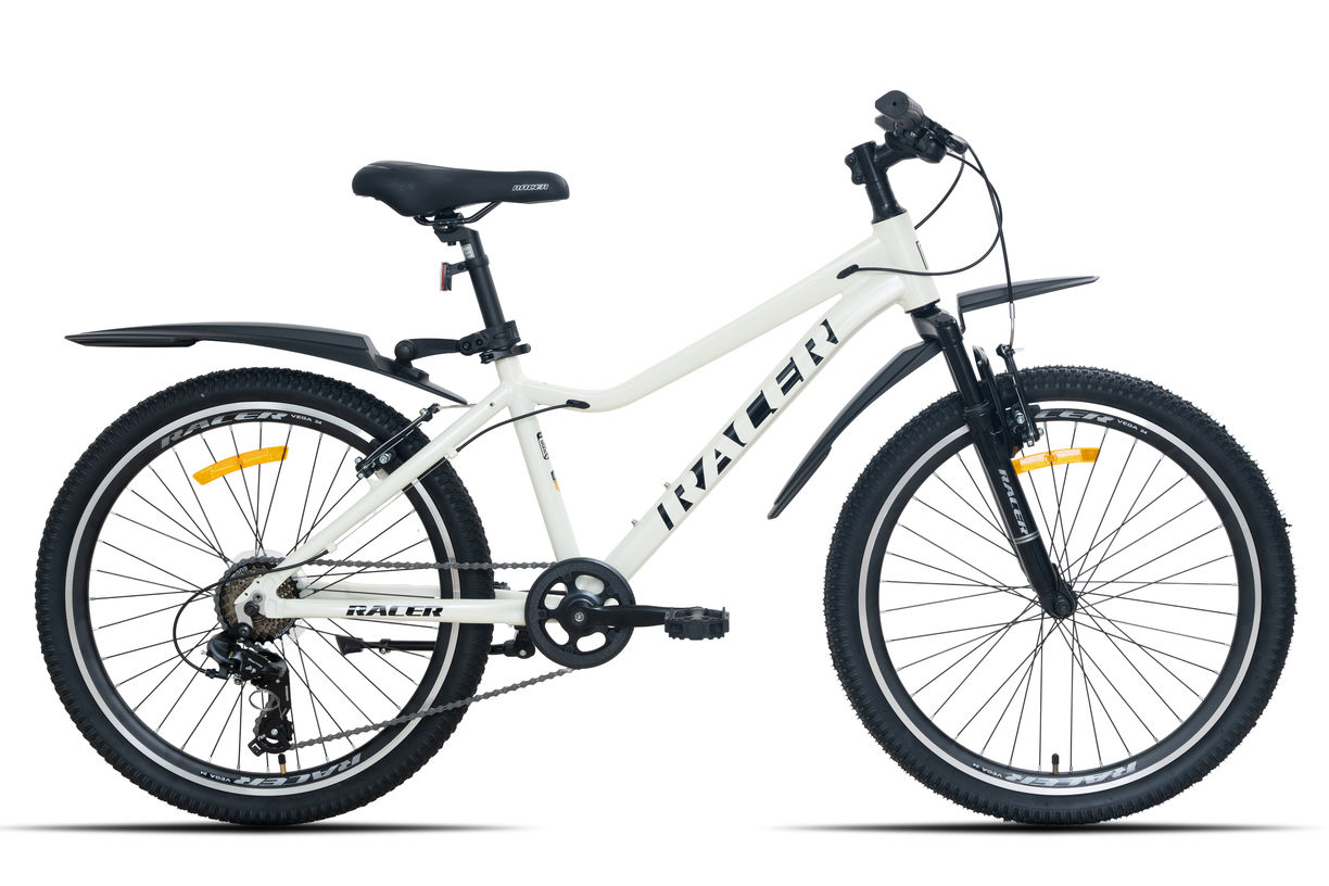 Велосипед Racer Vega 24 светло-бежевый, логотип черный 2026 рост 14